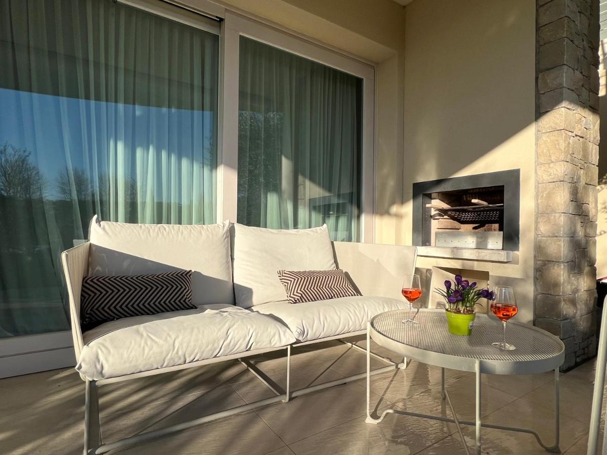 Paganini Suites And Apartments Sirmione Exterior photo