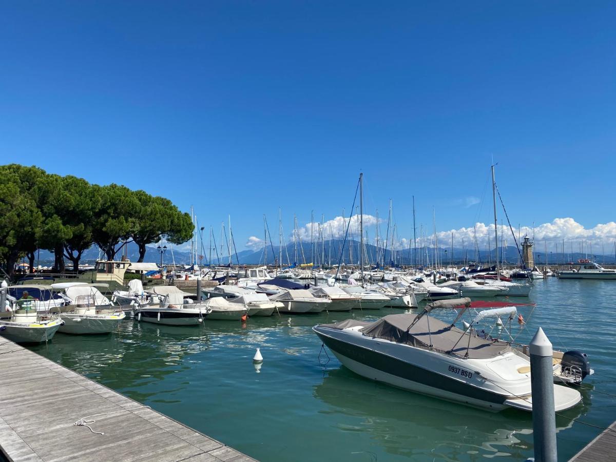 Paganini Suites And Apartments Sirmione Exterior photo