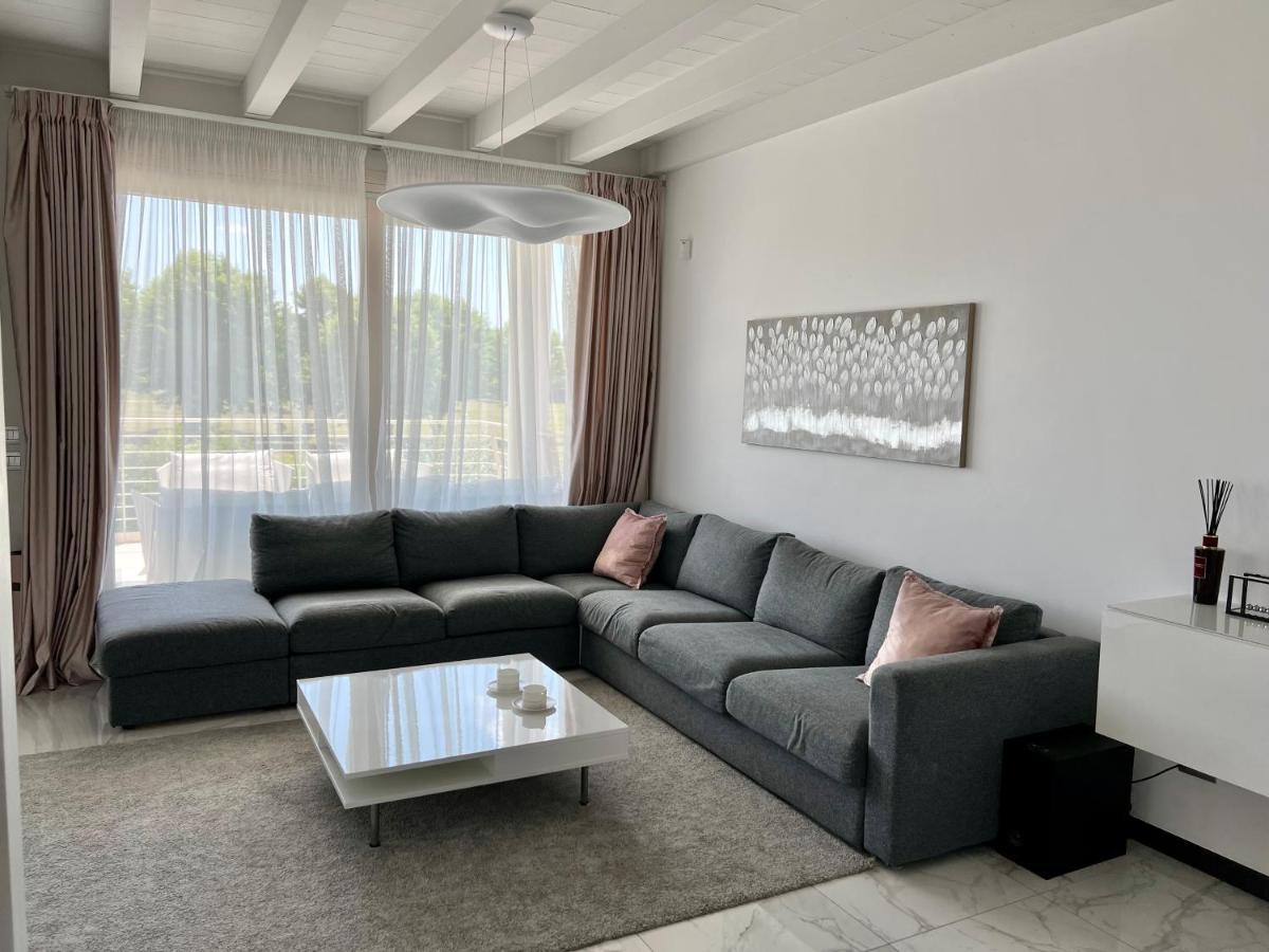 Paganini Suites And Apartments Sirmione Exterior photo