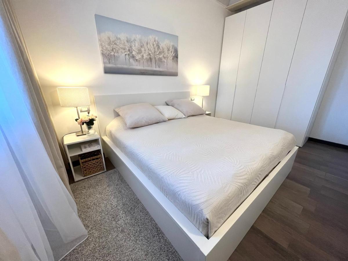 Paganini Suites And Apartments Sirmione Exterior photo