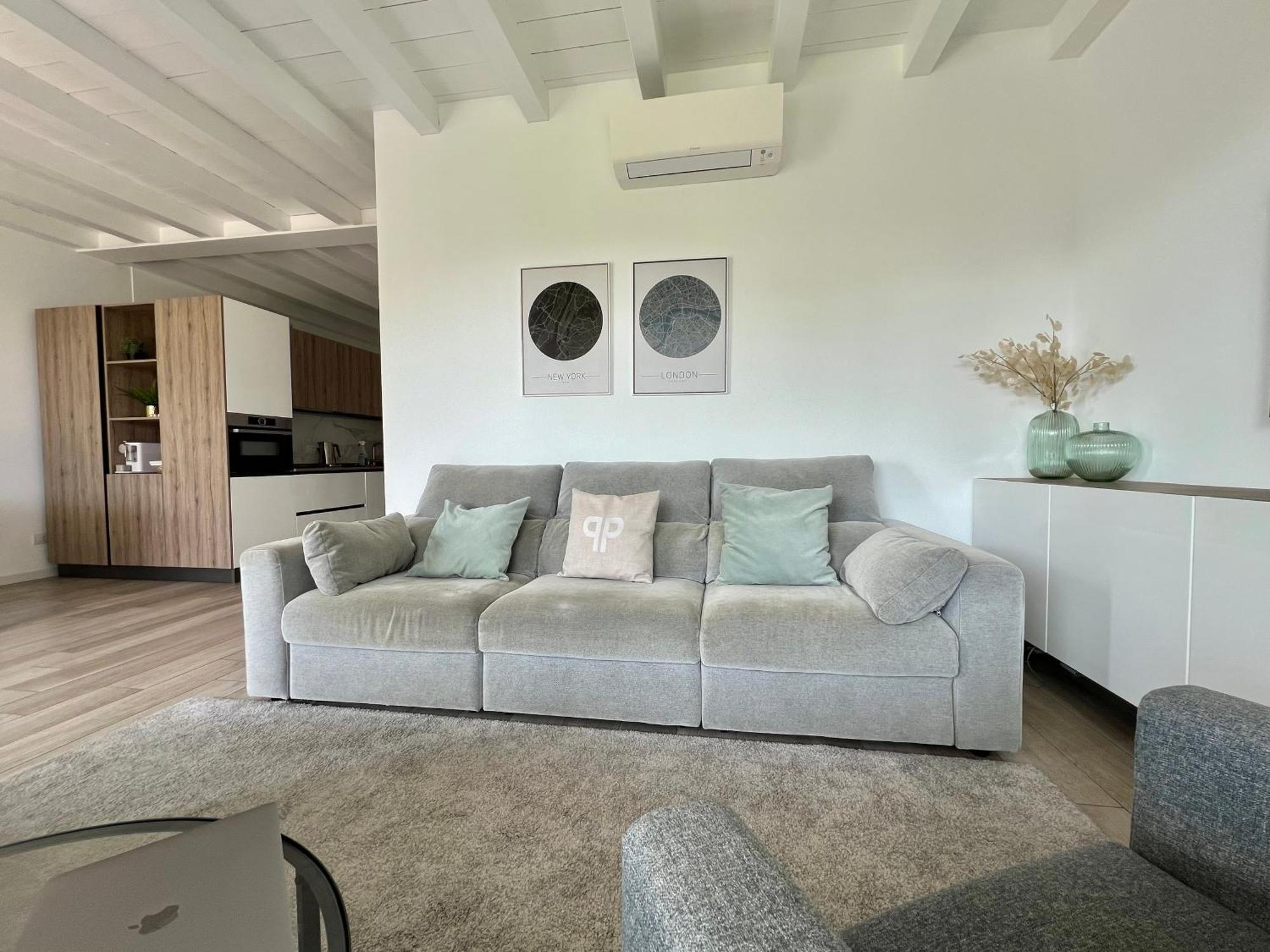 Paganini Suites And Apartments Sirmione Exterior photo